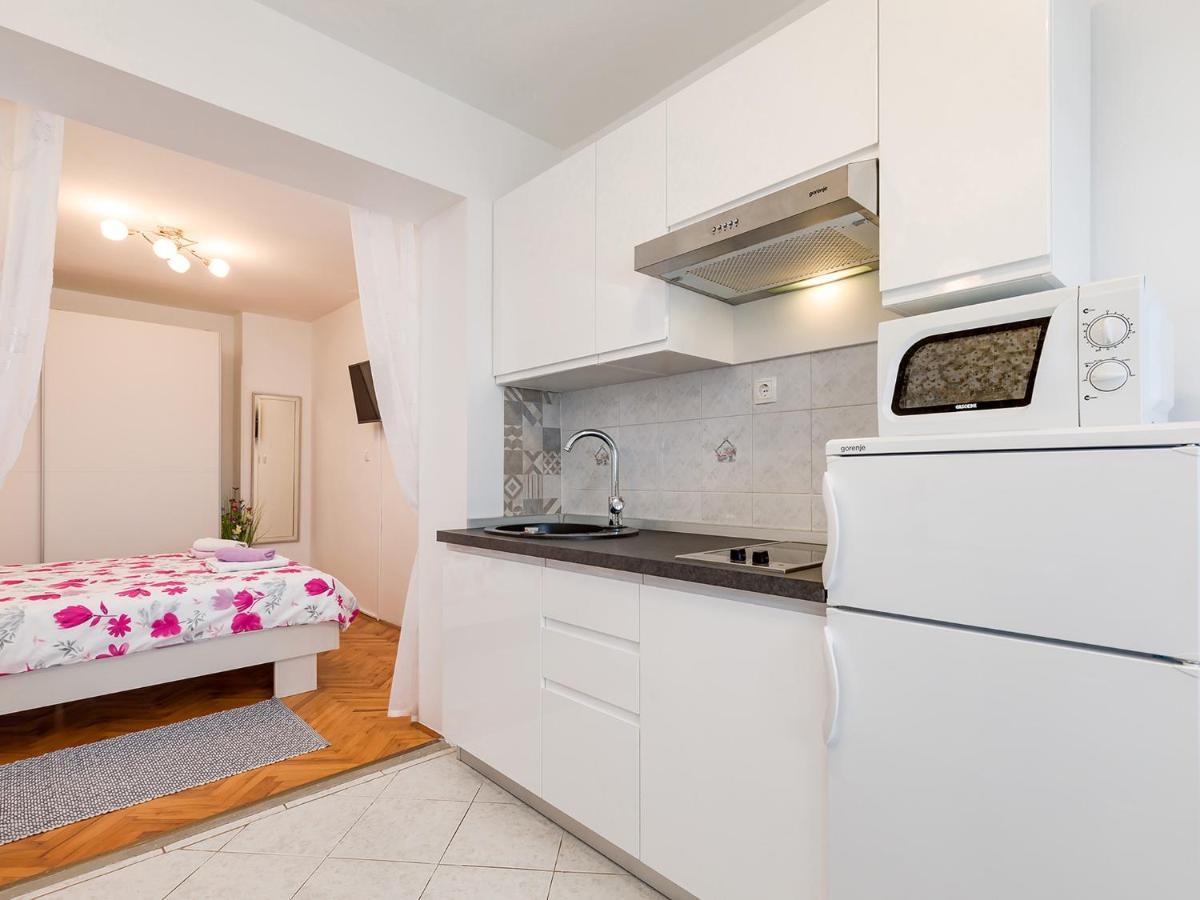 Apartment Manuel Porec Bagian luar foto