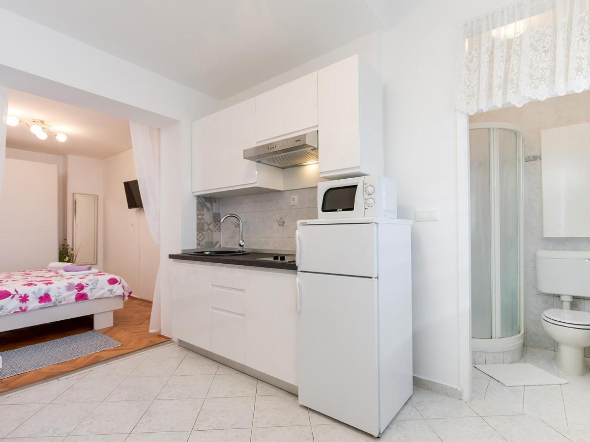 Apartment Manuel Porec Bagian luar foto